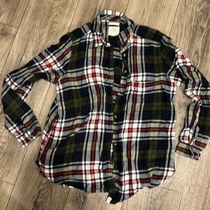 Women’s AE flannel size large